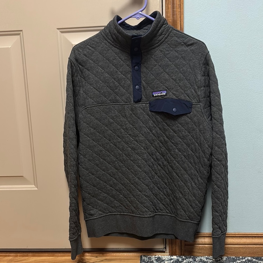Patagonia Charcoal Quilted Snap-T Pullover